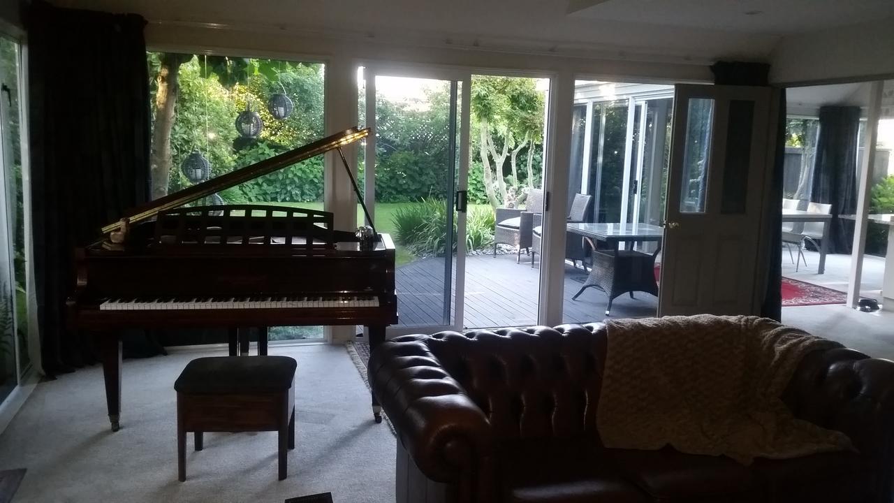 Berni'S Boutique Bnb ไครสต์เชิร์ช ภายนอก รูปภาพ